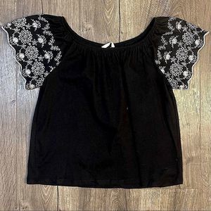 H&M black cold shoulder eyelet short sleeve blouse